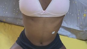 Rowanie bloated tummy sounds groweling