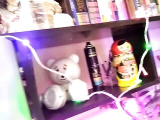 Hawt performance of a mature whore with big dildos in her booty, in her vagina, with a ramrod in mouth! ))