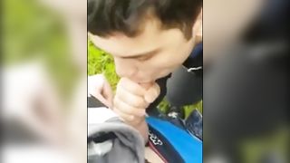 Youngster Deepthroating Weenie In The Park And Getting The Spunk