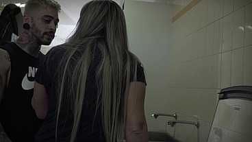 Trai meu marido com seu melhor amigo na lavanderia Alessandra Maia, Aquele Mario e Matheus Castro