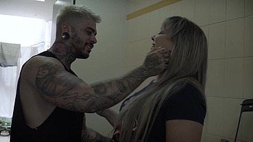 Trai meu marido com seu melhor amigo na lavanderia Alessandra Maia, Aquele Mario e Matheus Castro