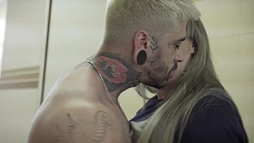 Trai meu marido com seu melhor amigo na lavanderia Alessandra Maia, Aquele Mario e Matheus Castro