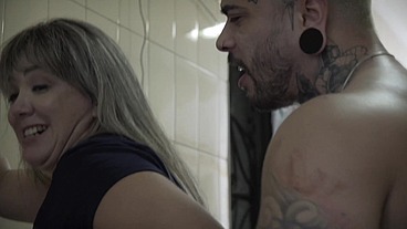 Trai meu marido com seu melhor amigo na lavanderia Alessandra Maia, Aquele Mario e Matheus Castro