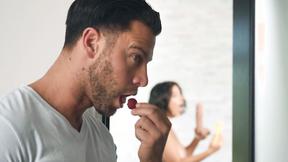 ”Buxom Hottie LaSirena69 Cheats On Her BF With Roommate”