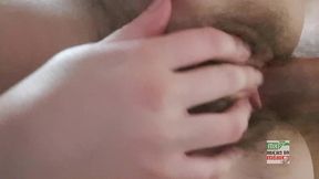 joven mexicana mamando verga y dando su cono chiquito, peludito para que la penetre, me corro en su boca
