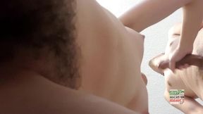 joven mexicana mamando verga y dando su cono chiquito, peludito para que la penetre, me corro en su boca