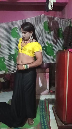 Deshi Madhuri bhabhi crasdreshing