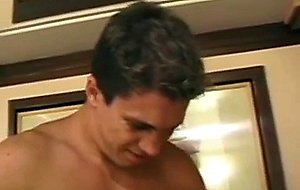 Sexy tranny knows how to fuck