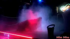 Filmato Parroquette - Sex Movies Featuring Miss Mina Pornostar