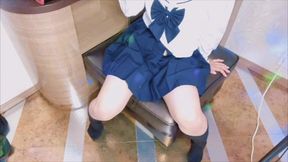 【素人】カラオケ屋さんでオナニー。店員さんにバレないかドキドキ