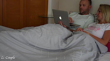 Amateur married couple watching porn together and it continued with moaning and cumshot on pussy