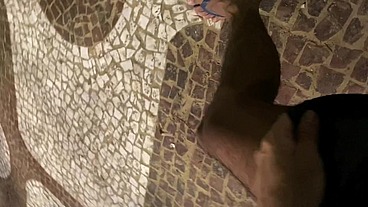 tirando o pauzao pra fora na praia de santos a noite