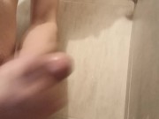 Masturbándome en la ducha