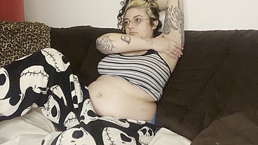 Relaxed being dirty with burps