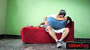 A mulata ninfeta achou que ia ficar sem rola, mas levou muita - Alessandra Carvalho - Frotinha Porn Star -  -