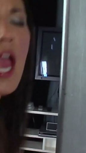 Miami Beach Teen Schlampen   Clip 2