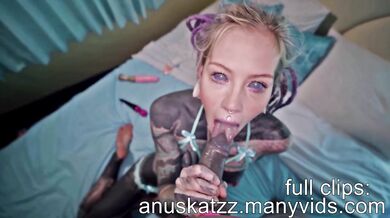 Skinny heavily tattooed dreadhead teen with splitted tongue get anal fucked