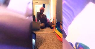 Cant Hold My Cum Yeah. I was getting hard for a custom video, and I ended up cumming by mistake.