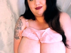 Leann amateur beautiful brunette with big boobs