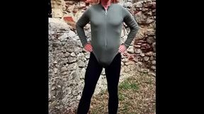 Opaque tights for dance