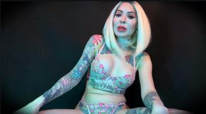 Beta loser's job for the summer - HAIRY SWEATY  PUSSY WORSHIP