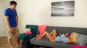 Bella Rose Seduced Stepbrother To Makes Out