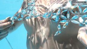 ”Very sparkly bikini beautiful babe Zazie Skymm”