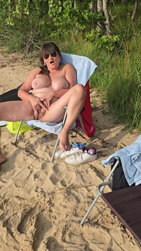 Nude Beach, People I Lost Control