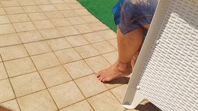 Grinding Old Hotty Gets Her Jollies from Raunchy Role-Play Every Day