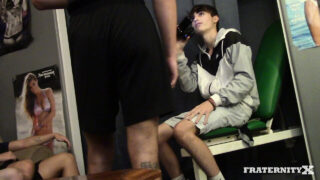 Csupasz hátú, csoportos szex, gruppenszex, izom – Amerikai pasik, nagy faszú seggbedugás