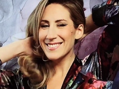 Big boob brunette masturbates on webcam