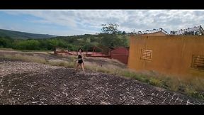 Andando com um plug anal, achei uma fabrica abandonada aproveitei pra gozar gostoso pra voces ver!