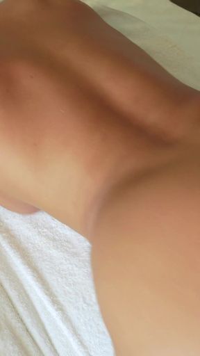 Horny Hotel Guest Esperanza Gomez Gets Big Surprise with Her Towels! Pervypov S1e1