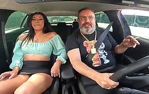 Dei meu cuzinho na carona - fernanda uzi