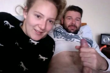 Amateur cute natural curly girl sucked her man on webcam