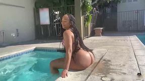 cum on bubble ass! rome major fucks krackinasskeys really hard!
